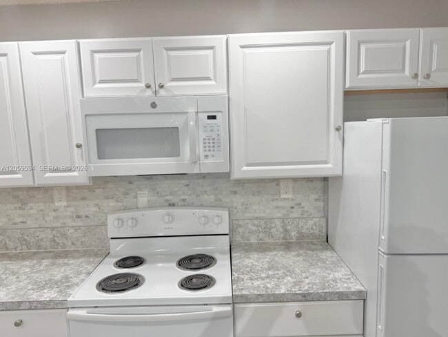 Photo - 7732 Balboa St Unit 1/2
