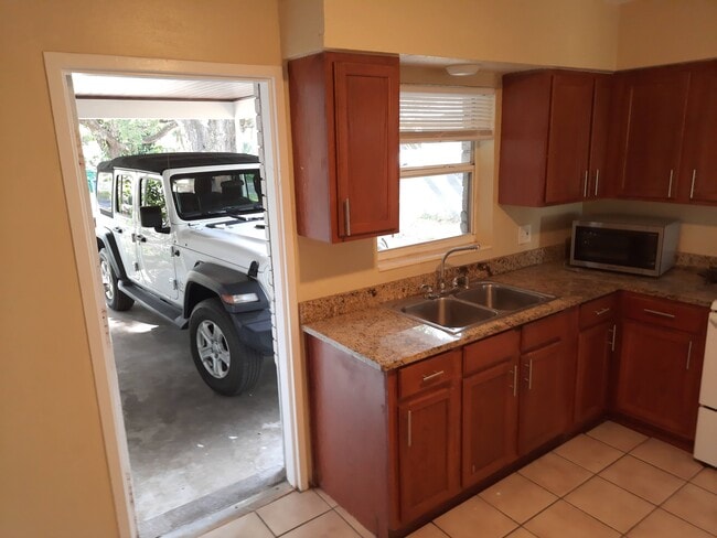 Photo - 1518 E Ellicott St