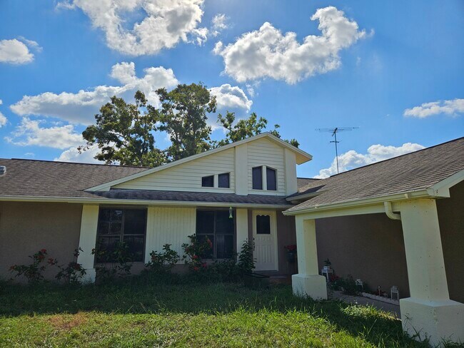 Photo - 1038 Begonia Dr