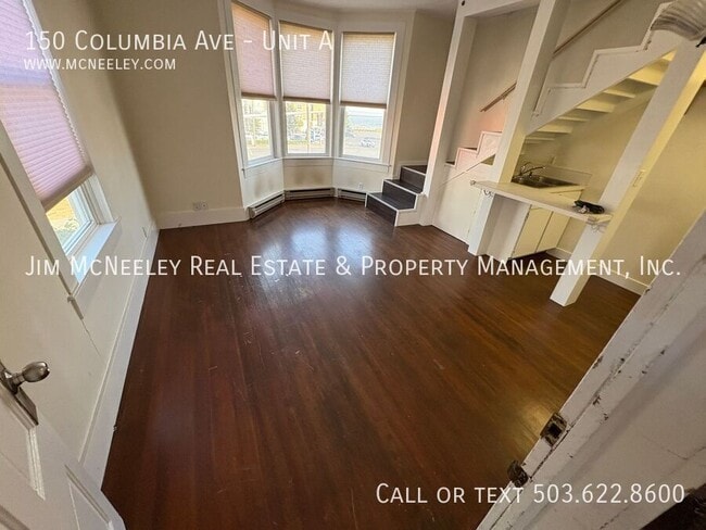 Photo - 150 Columbia Ave Unit A