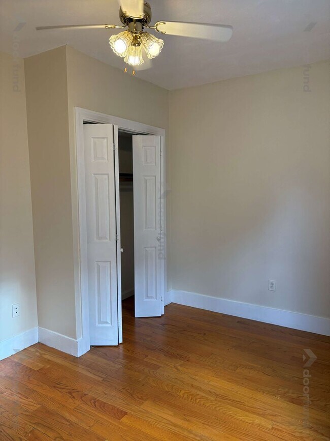 Photo - 27 Florence St Unit 1