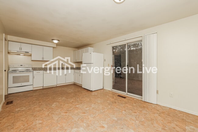 Photo - 8287 Mt Carmel St