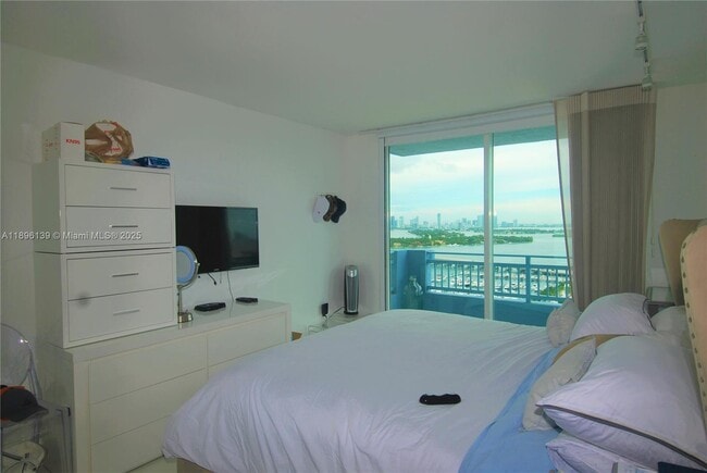 Photo - 90 Alton Rd Unidad 2611