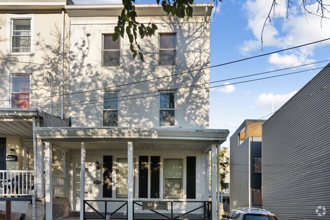 Building Photo - 4215 Boone St Unit 2 Rental