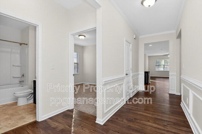 Photo - 2212 Apple Glen Ln