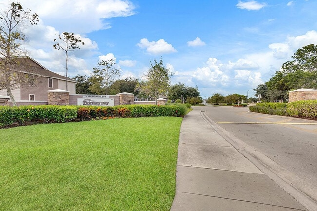 Photo - Brittany Bay I