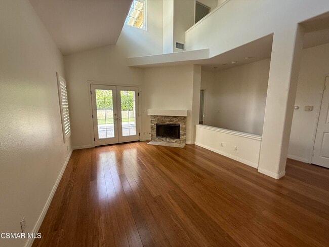 Photo - 5615 Roundtree Pl