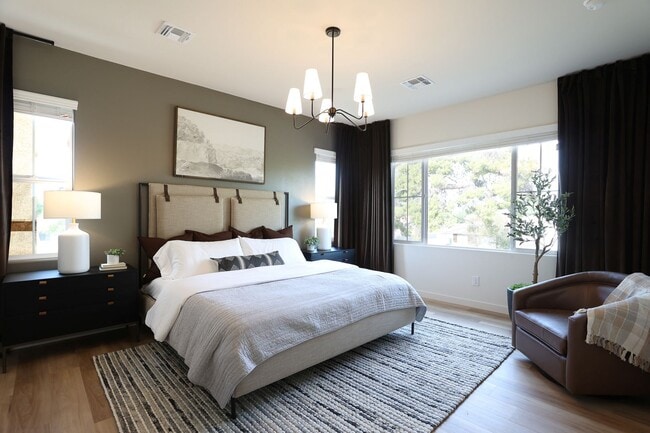 Photo - Gated Community / Pet Friendly / Newly Built - in Central Phoenix