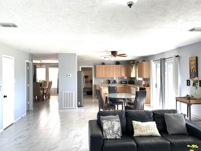 Photo - 23126 S Waterlake