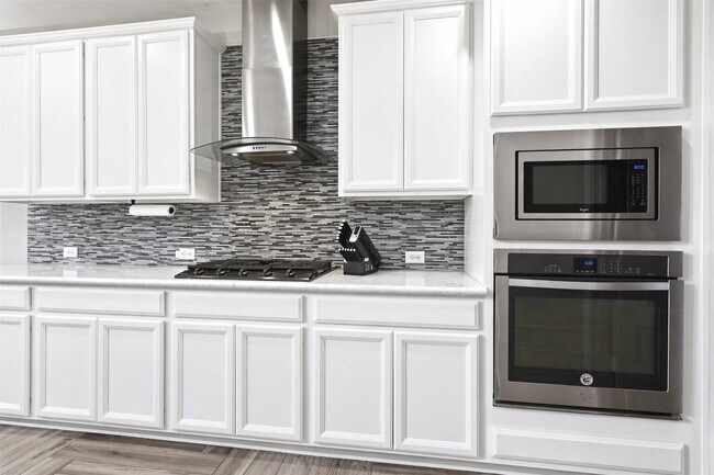 Photo - 5926 Marble Bend Ln