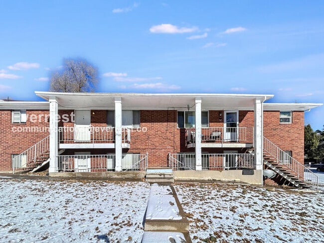 Building Photo - 2502 King St Unit B