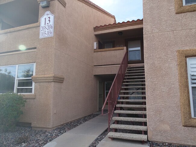 Photo - Well Cared For 1 Bed, 1 Bath 2nd Floor West Side Condo Unidad 2035