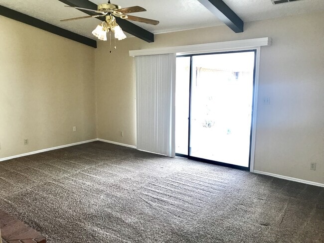Photo - 840 S 400 E