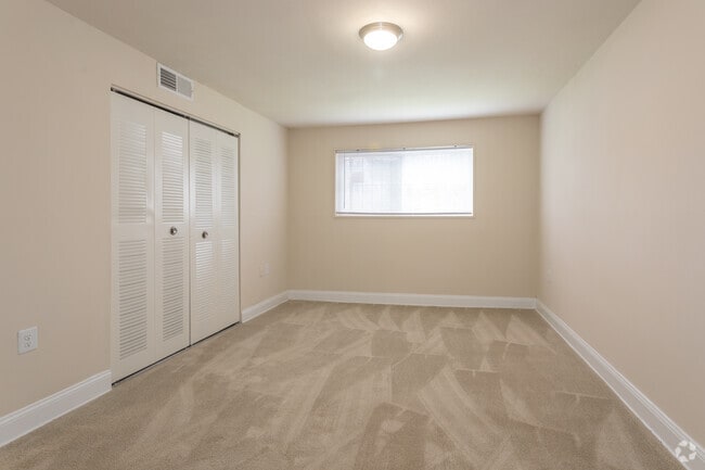 1 Bedroom, 1 Bath