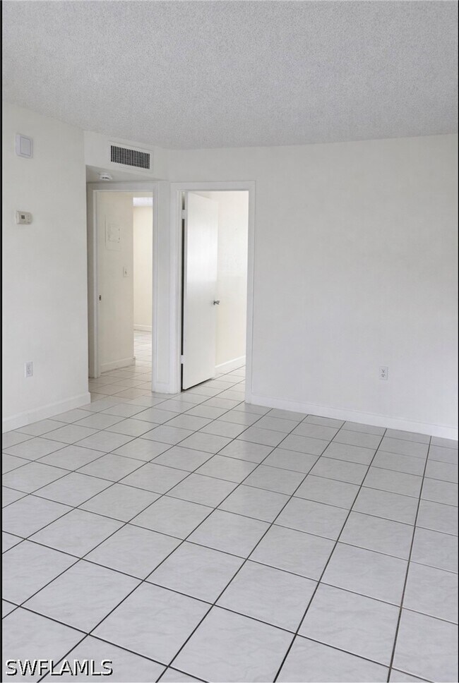 Photo - 3325 Arpt Rd S Unit R3