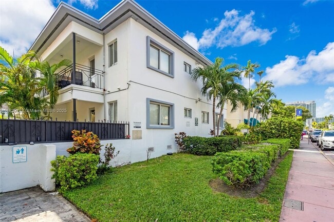 Photo - 820 15th St Condo