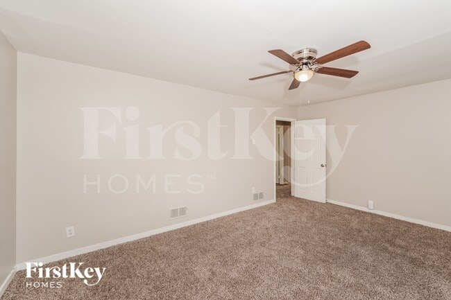 Photo - 508 26th Ave NE