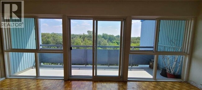 Photo - 105 Conroy Crescent Unité 505