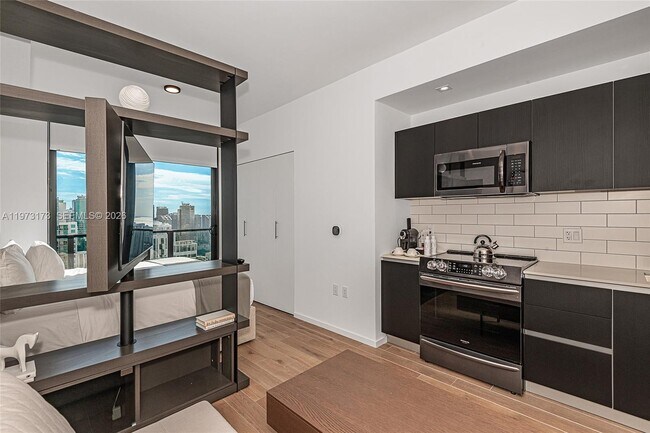 Photo - 398 NE 5th St Unit 4512