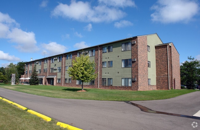 Tivoli Manor Co-op Apartments - Tivoli Manor Co-op Apartments
