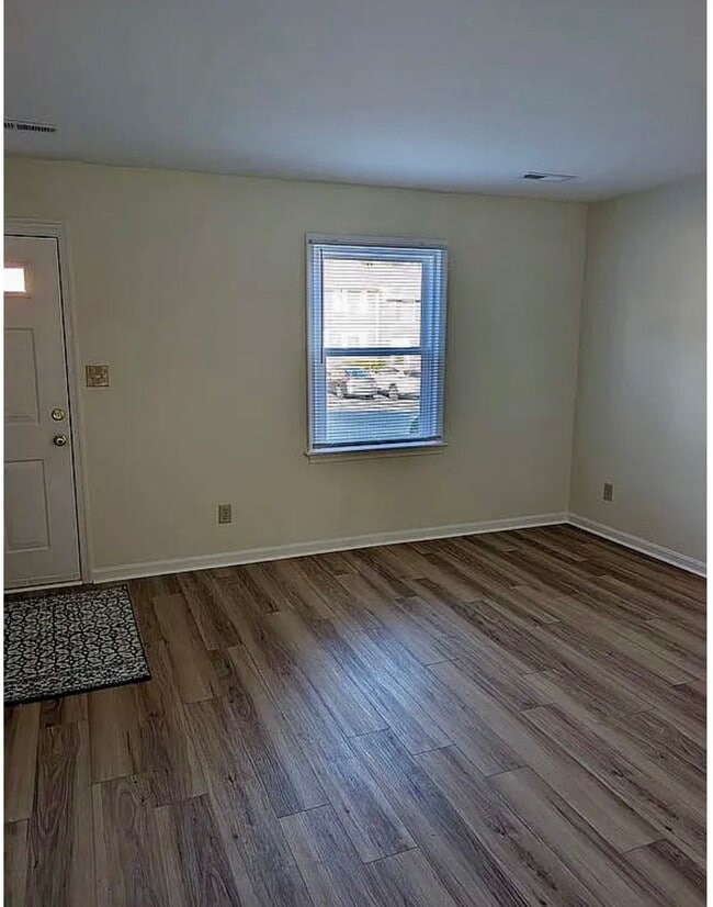 Photo - 131 Farrell Ln