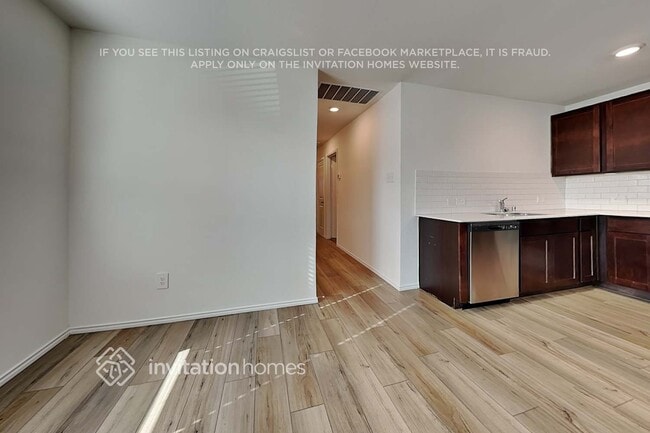 Photo - 3220 Crestone Dr