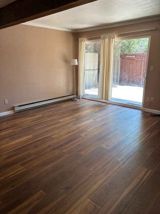 Photo - 2606 Juniper Ave Unidad Willow Springs