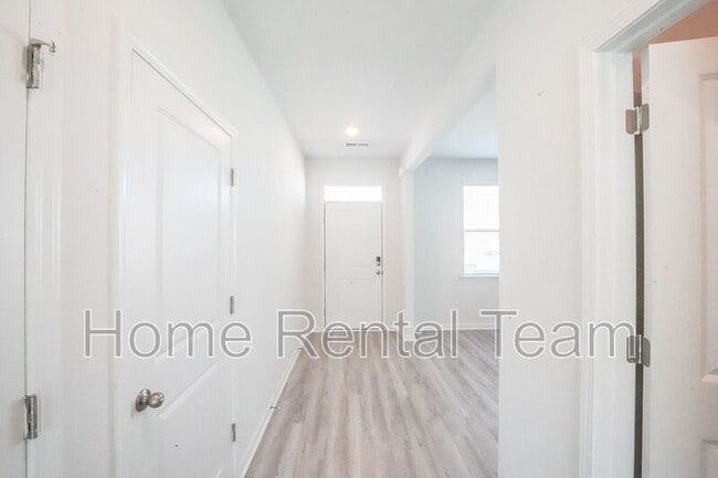 Photo - 146 Kraft Kove