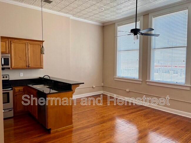 Photo - 1204 Broad St