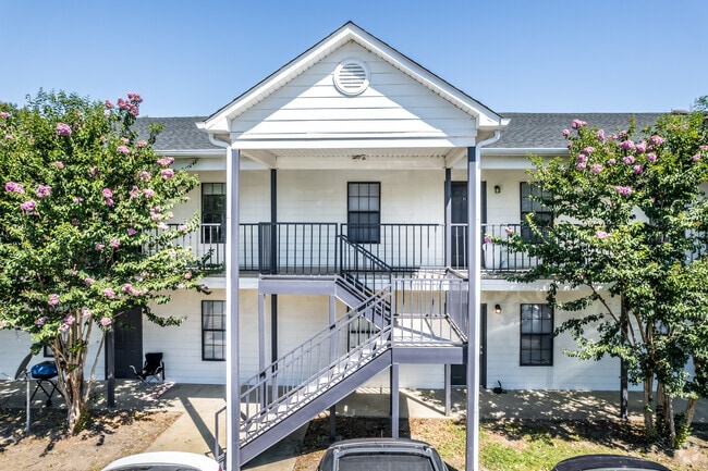 Greenway Apartments