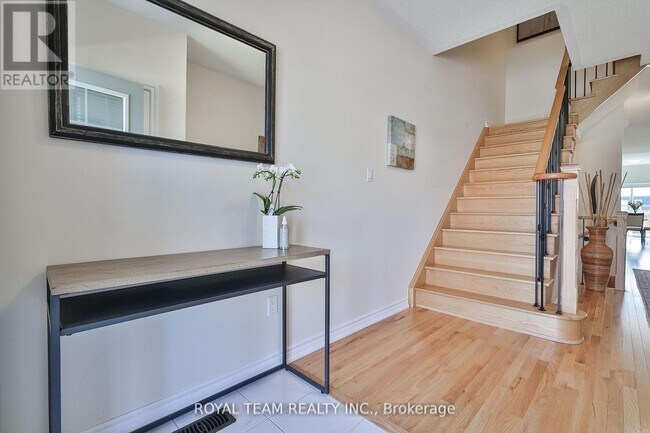 Photo - 1246 Peelar Cres