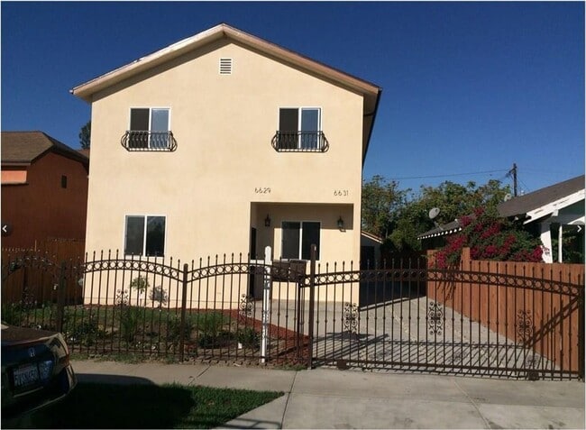 6629 Denver Ave Unidad DEN(6629)