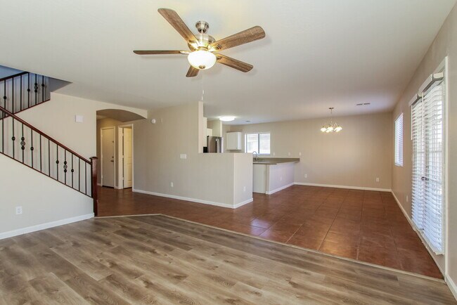 Photo - 5907 S 32nd Ln