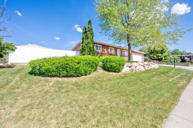 Photo - 9325 Quail Hollow Cir