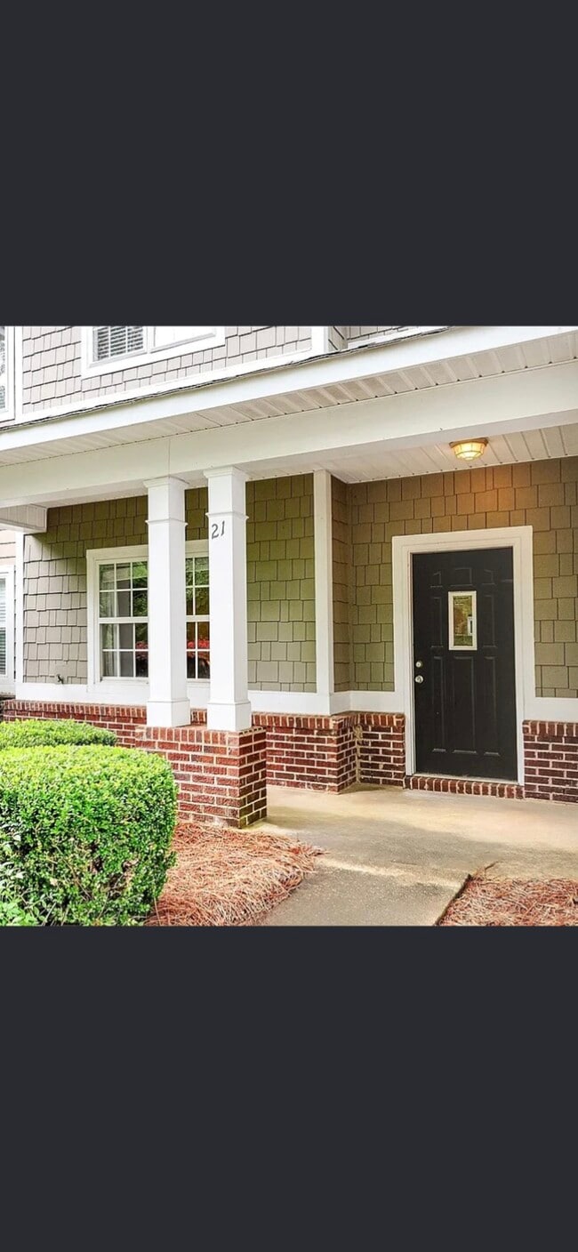 Building Photo - 1957 Wire Rd Unit Madison Park