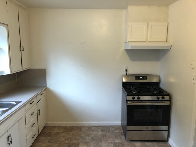 Photo - Now Available!! LOS BANOS RENTAL HOME
