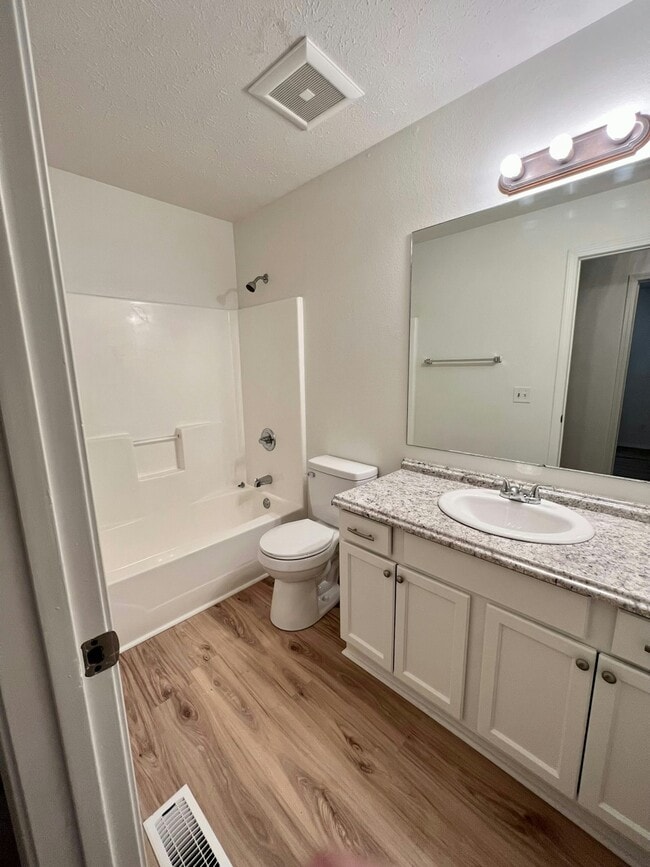 Photo - 1018 N 25th St