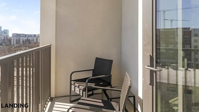 Photo - 1007 S Mint St Unit 832