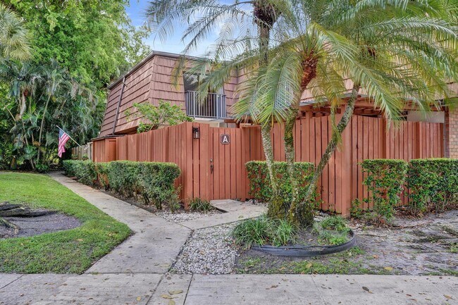 Photo - 9111 SW 20th St