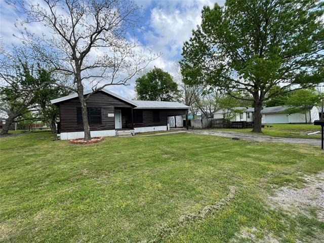 Photo - 106 N 4th St