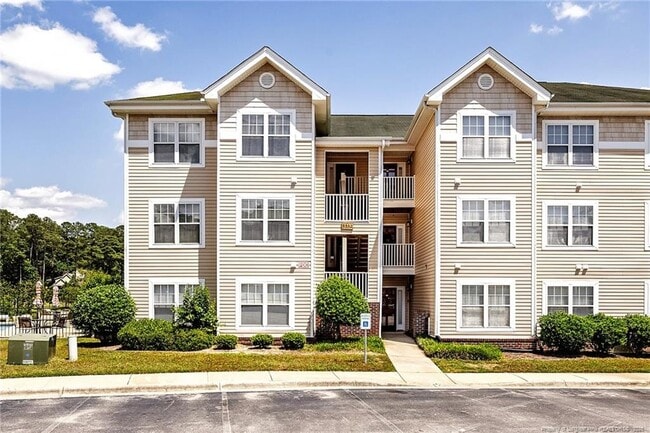 Building Photo - 3332 Harbour Pointe Pl Rental