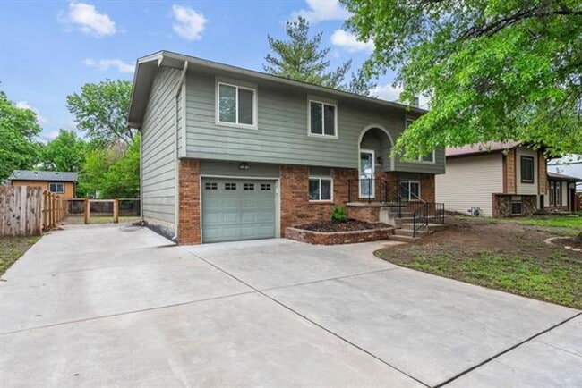 Photo - Spacious home near 55th st. S. and Broadway