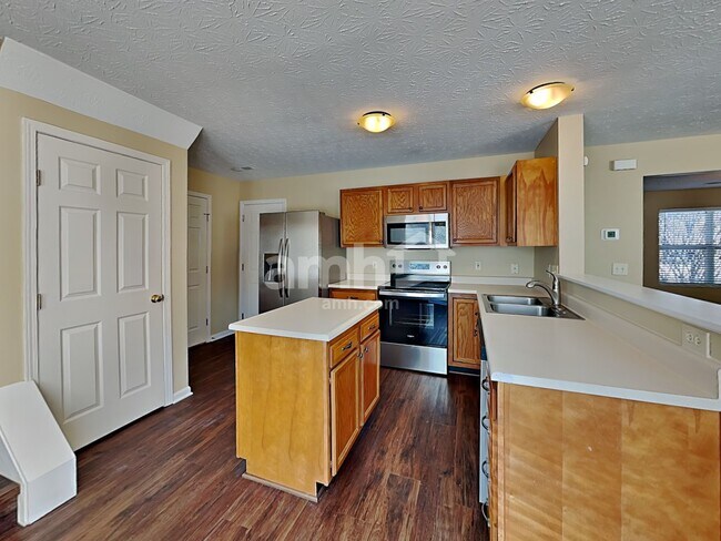 Photo - 6540 Black Forest Ct