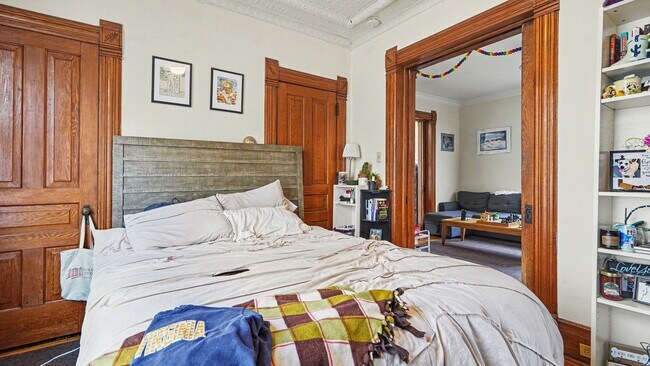528 S 5th Ave