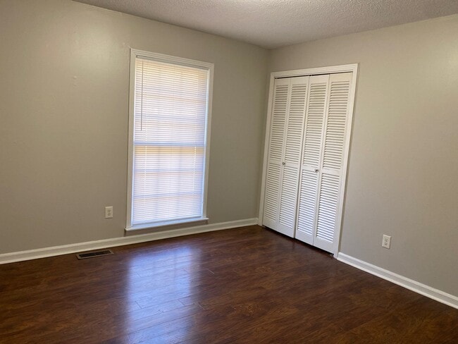 Photo - 36 Trailwood Dr