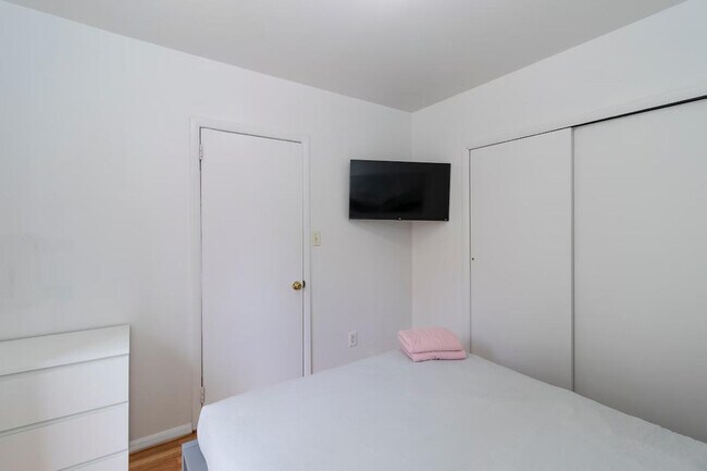 Photo - 1819d 2nd Ave Unit ID1032026P