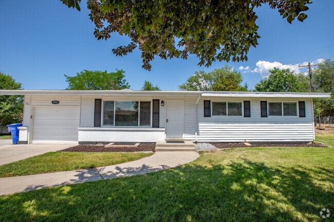 Building Photo - 9949 Sego Lily Dr Rental