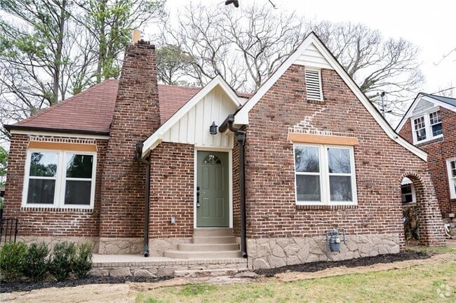 Building Photo - 1395 Winburn Dr Rental