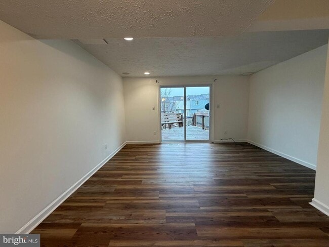 Photo - 125 Laurel Valley Ct