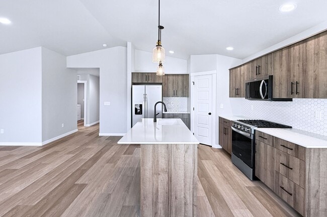 Photo - 10546 W Teratai St